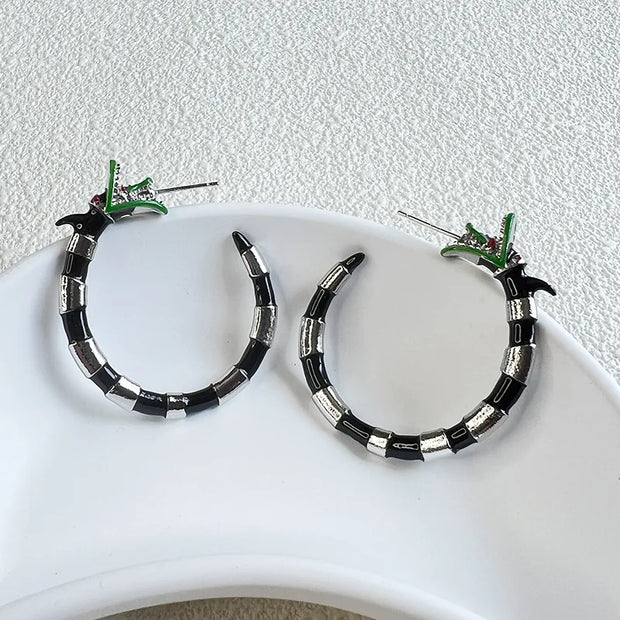 Halloween Creative Beetlejuice Hoop Earrings Sandworm